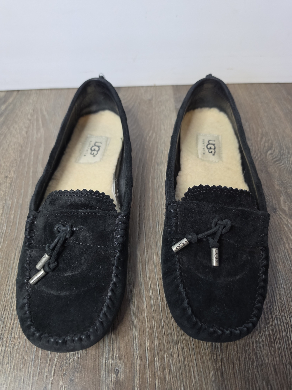 UGG Australia Black Roni Suede Moccasin Loafers Slippers Shearling Lined Women 7